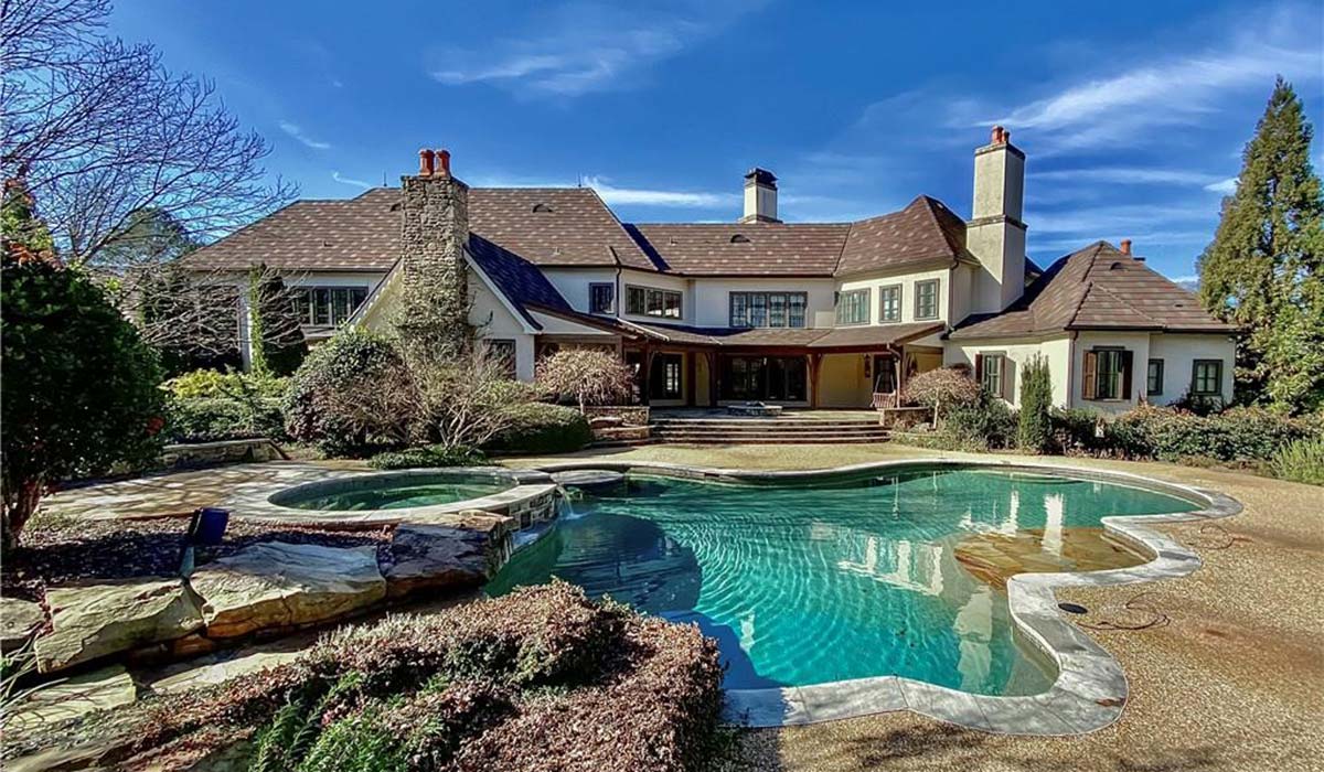 The Rock's Georgia Mansion