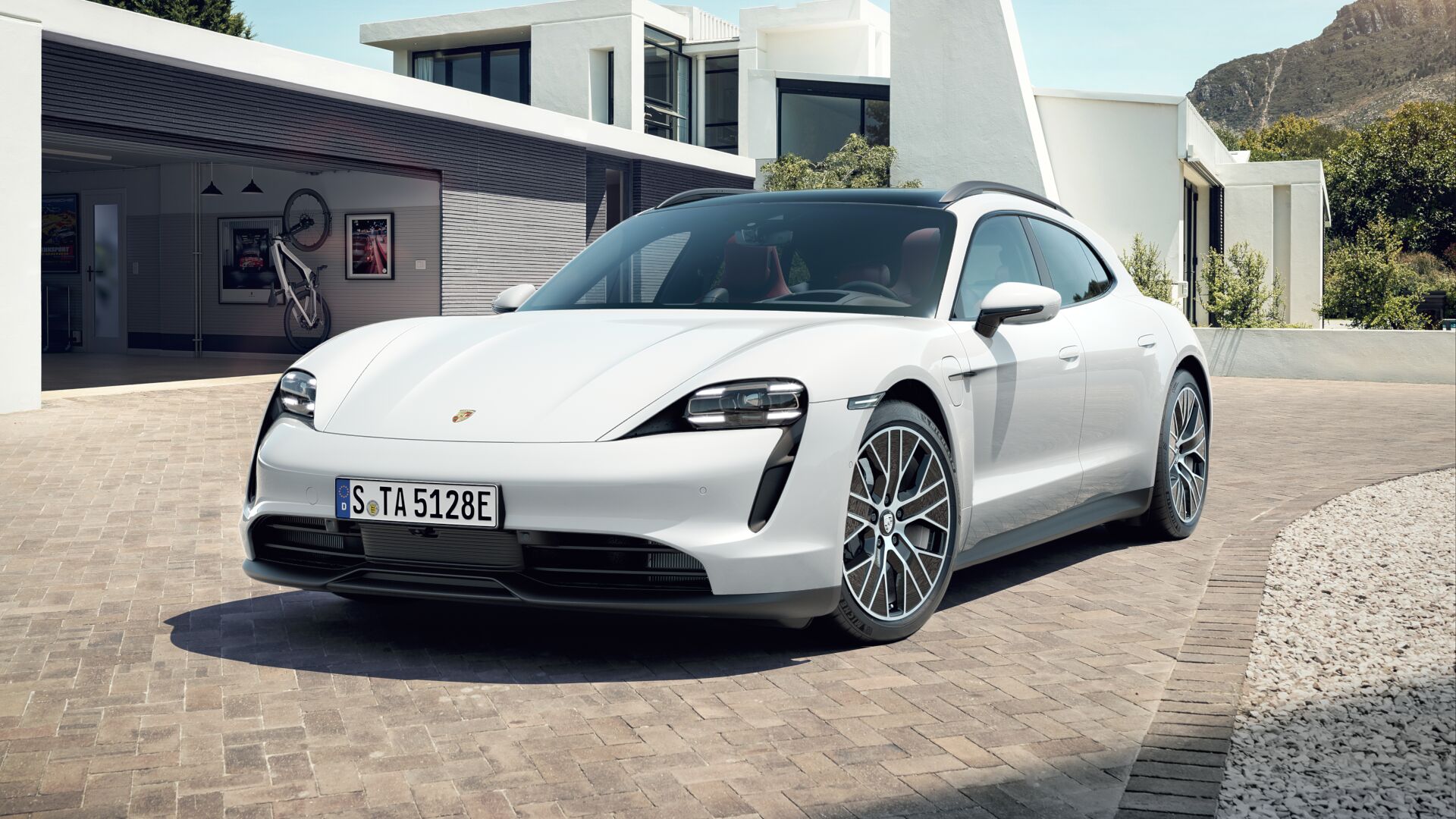 Porsche Taycan Sport Turismo - Porsche Centrum Katowice LELLEK