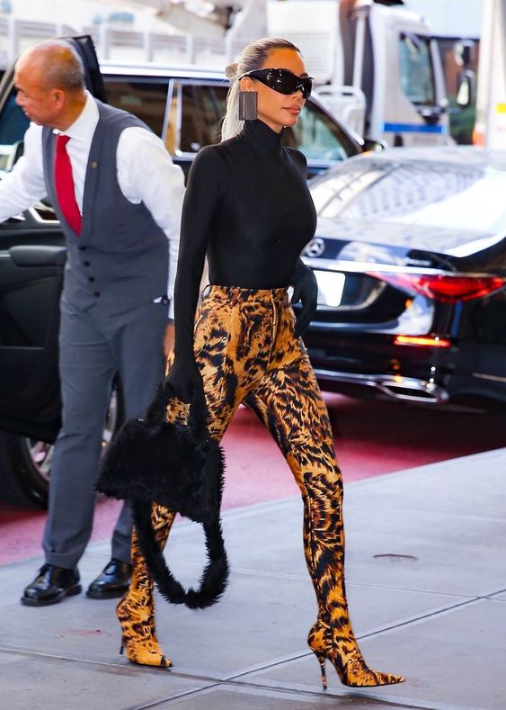 Kim Kardashian’s Impressive Style Evolution, From Y2k ‘it-girl’ To ...