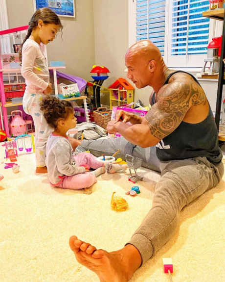 The Rock’s Heartwarming Moments Playing with His Daughter Earn Admiration from Fans – The Rock