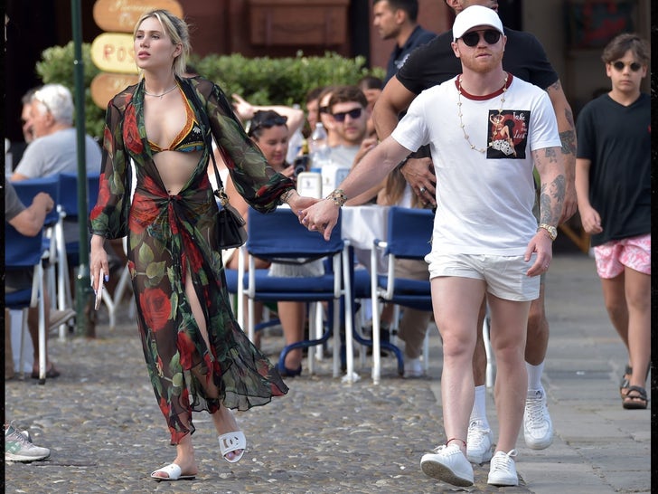 Canelo Alvarez And His Wife Fernanda Gomez Share Happy Moments During